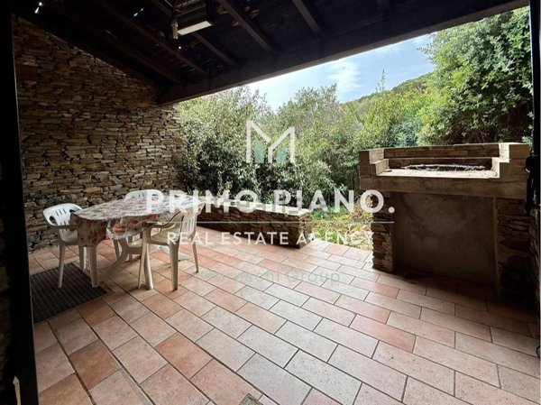 casa indipendente in vendita a Stintino in zona Le Vele