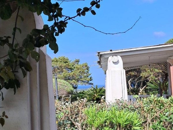 casa indipendente in vendita a Stintino