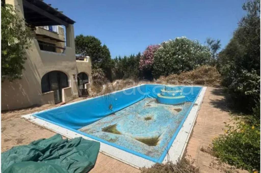 casa indipendente in vendita a Stintino