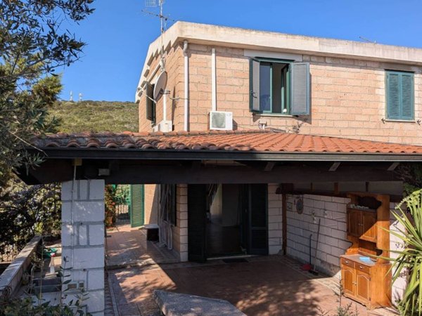casa indipendente in vendita a Stintino