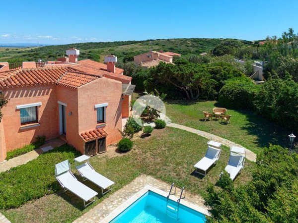 casa indipendente in vendita a Stintino