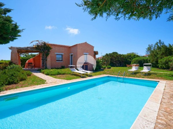 casa indipendente in vendita a Stintino