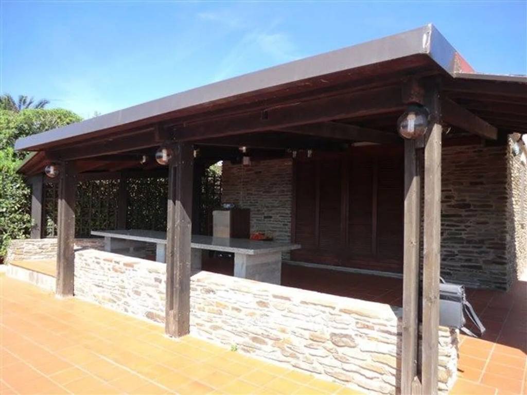 casa indipendente in vendita a Stintino in zona Le Vele