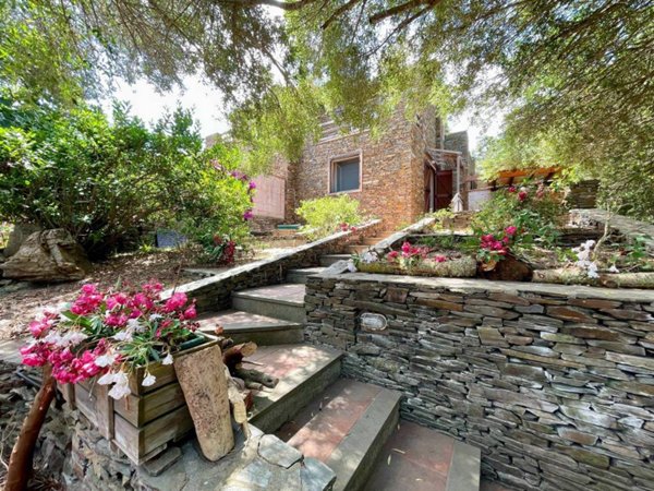 casa indipendente in vendita a Stintino