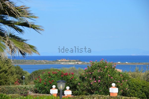 casa indipendente in vendita a Stintino