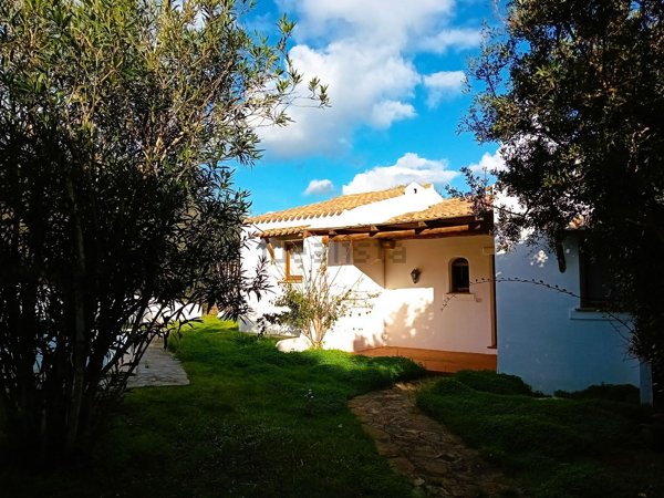 casa indipendente in vendita a Stintino