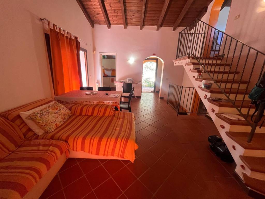 casa indipendente in vendita a Stintino