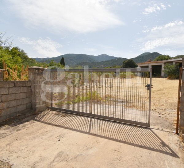 terreno edificabile in vendita a Padru