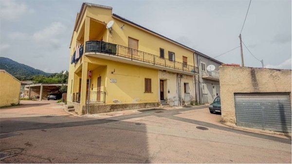 appartamento in vendita a Padru