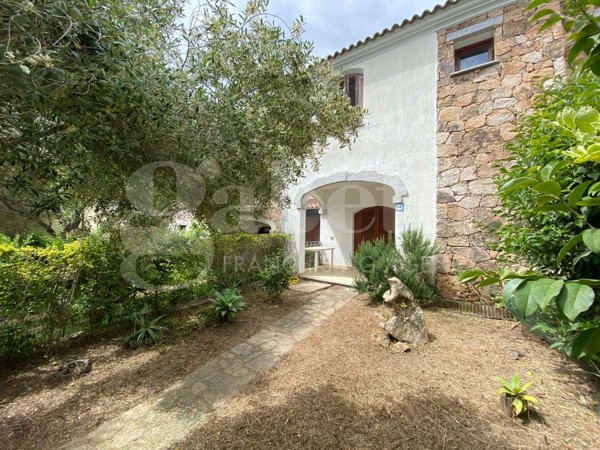 casa indipendente in vendita a Budoni in zona Agrustos