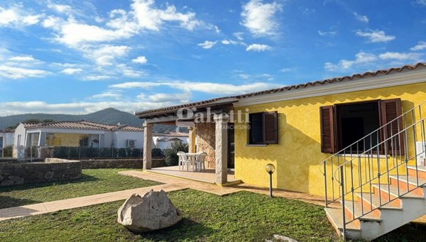 casa indipendente in vendita a Budoni in zona Baia Sant 'Anna