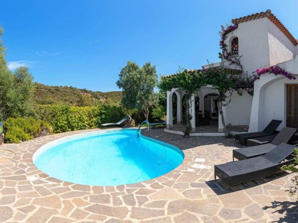 casa indipendente in vendita a Budoni in zona San Lorenzo