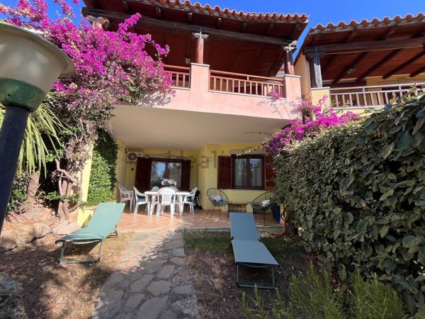 appartamento in vendita a Budoni in zona Maiorca / Li Troni