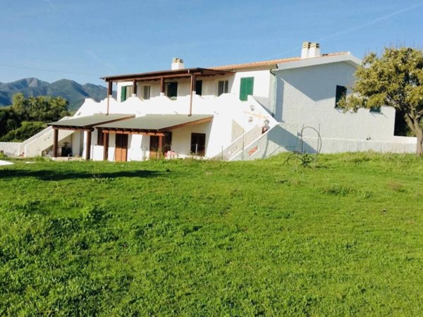 appartamento in vendita a Budoni in zona Ottiolu