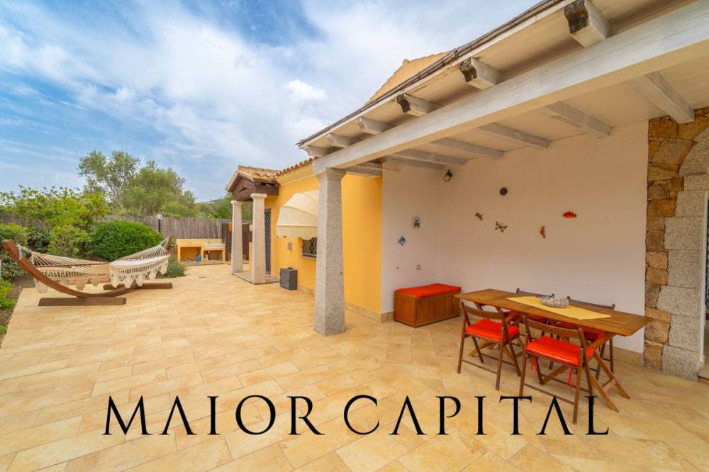 casa indipendente in vendita a Budoni in zona Ottiolu