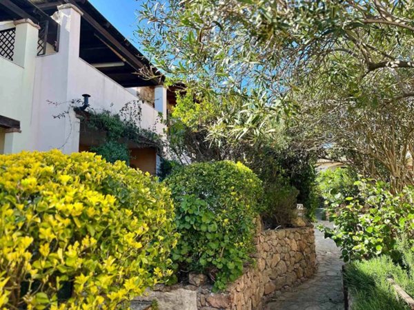 appartamento in vendita a Budoni in zona Agrustos