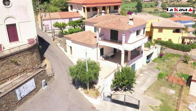 casa indipendente in vendita a Budoni in zona Solità