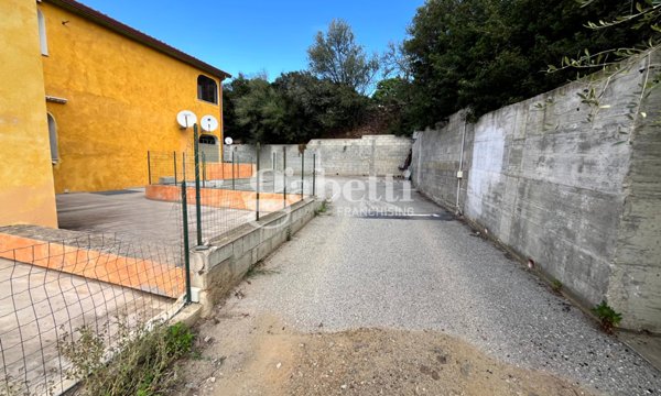 appartamento in vendita a Budoni in zona Tanaunella