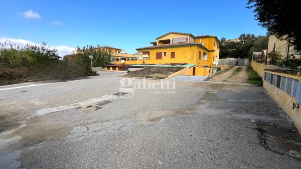 appartamento in vendita a Budoni in zona Tanaunella