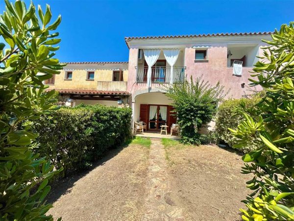 casa indipendente in vendita a Budoni in zona Agrustos