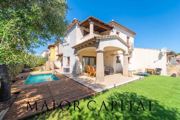 casa indipendente in vendita a Budoni in zona Budoni centro