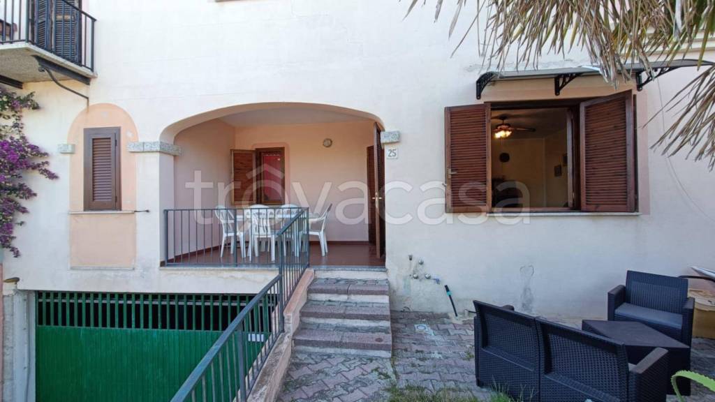 casa indipendente in vendita a Budoni in zona Ottiolu