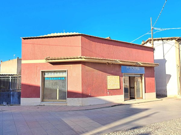 locale commerciale in vendita a Budoni in zona San Gavino