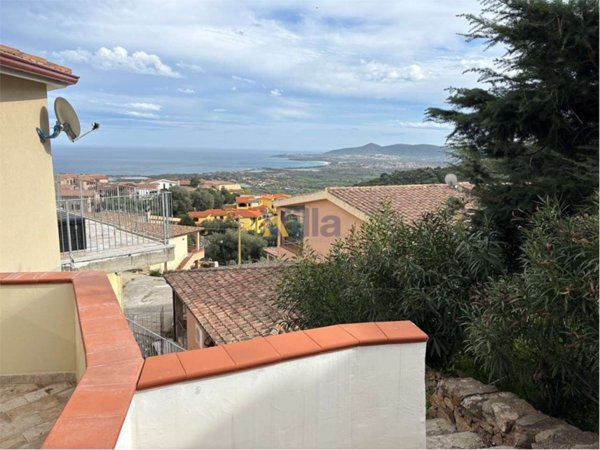 appartamento in vendita a Budoni in zona Luddui