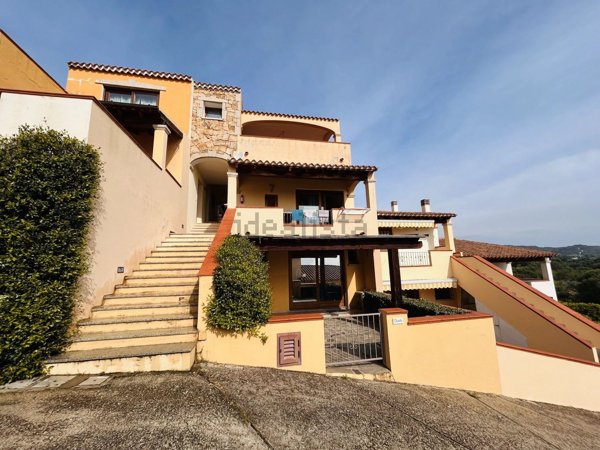 esavano in vendita a Budoni in zona Ottiolu