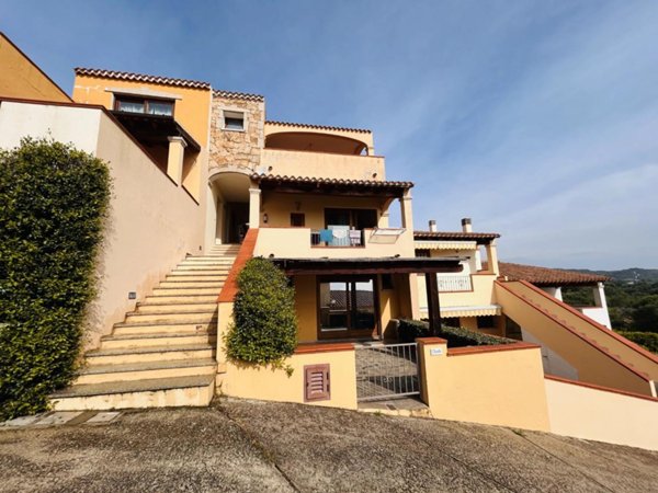 casa indipendente in vendita a Budoni in zona Ottiolu