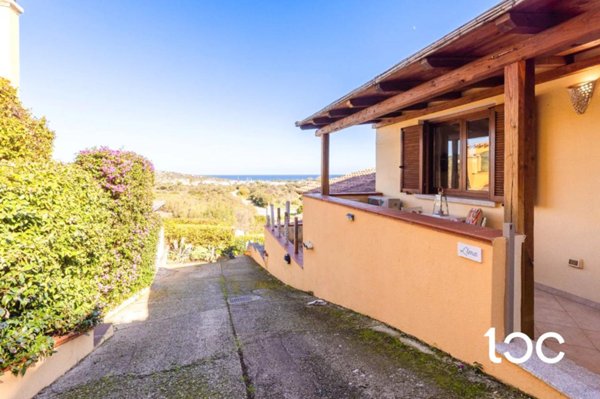 casa indipendente in vendita a Budoni in zona Agrustos