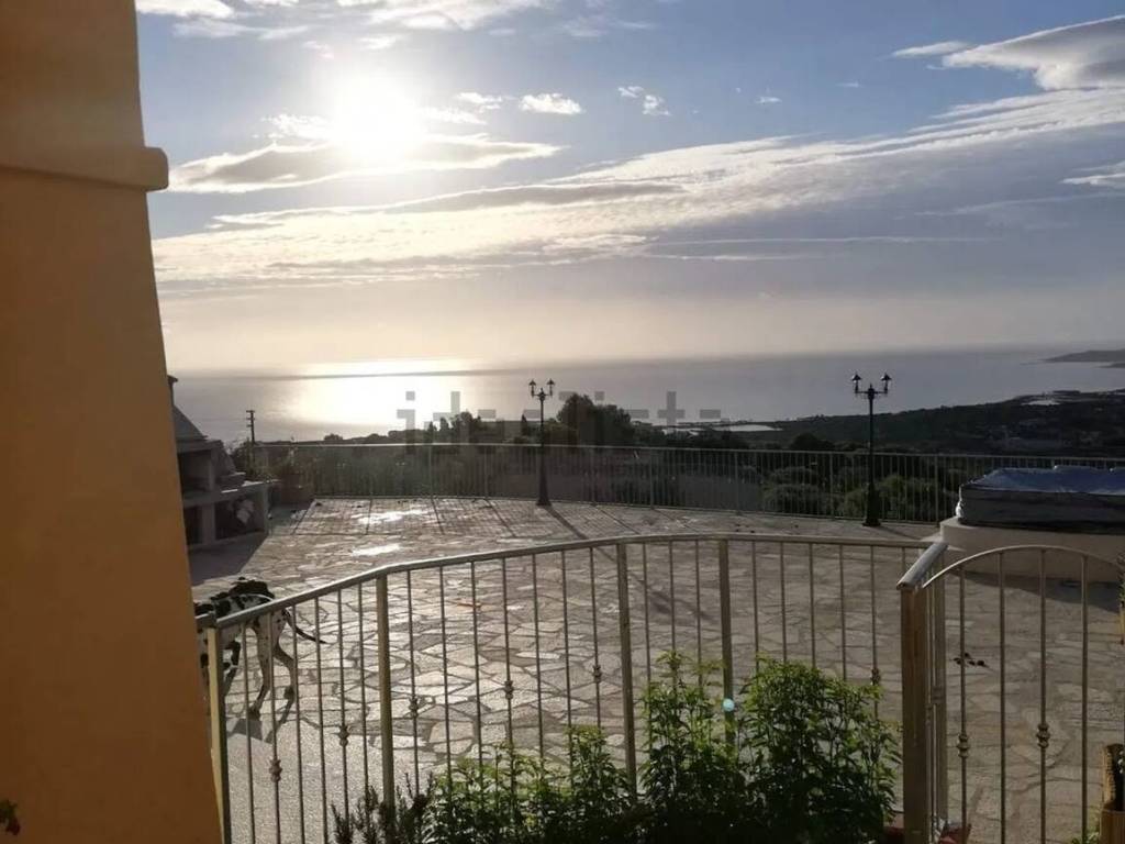 appartamento in vendita a Budoni in zona Luddui