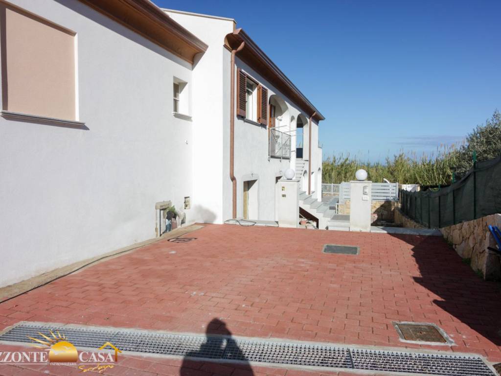 appartamento in vendita a Budoni in zona S'iscala