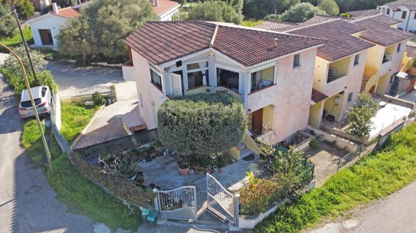 appartamento in vendita a Budoni