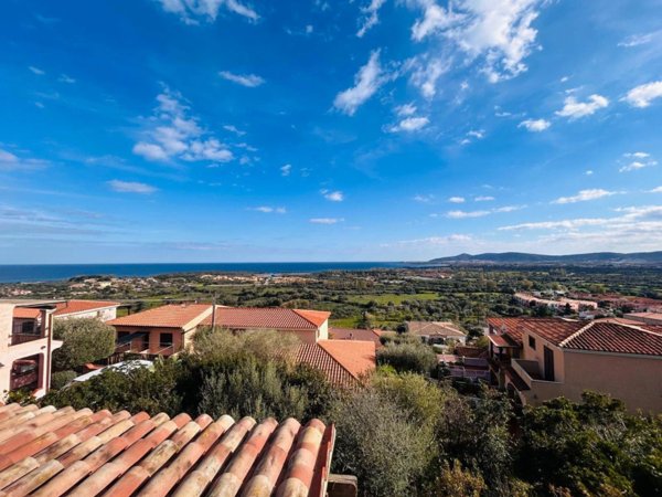 casa indipendente in vendita a Budoni in zona Agrustos