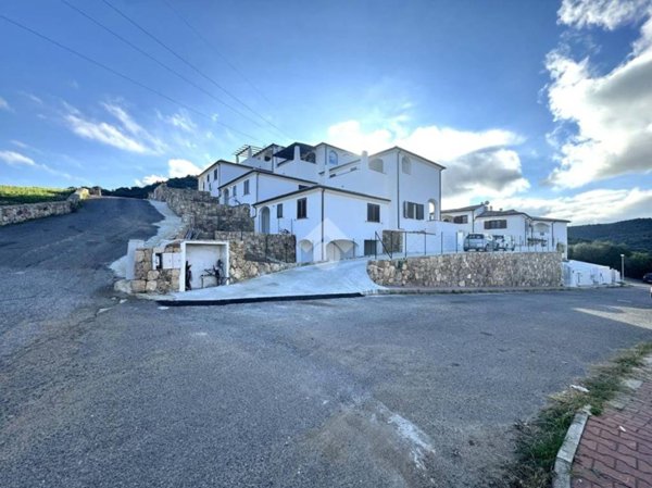 appartamento in vendita a Budoni in zona San Lorenzo