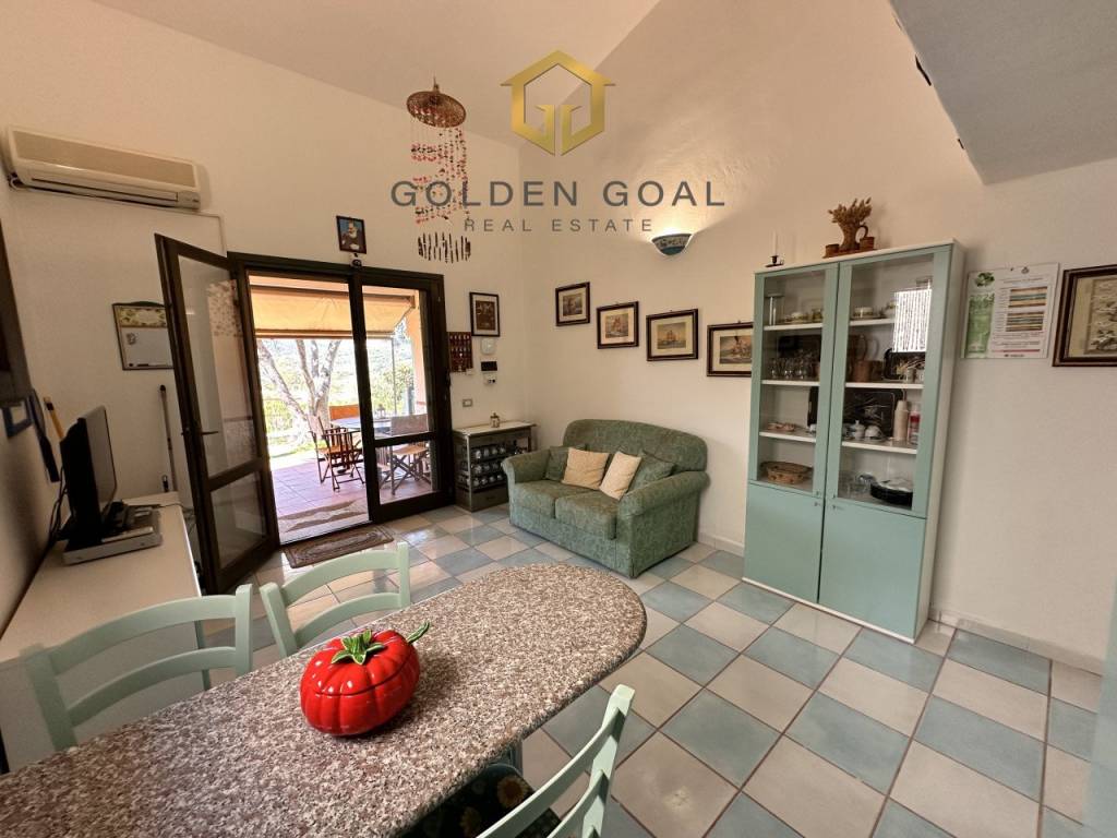 casa indipendente in vendita a Budoni in zona Baia Sant 'Anna