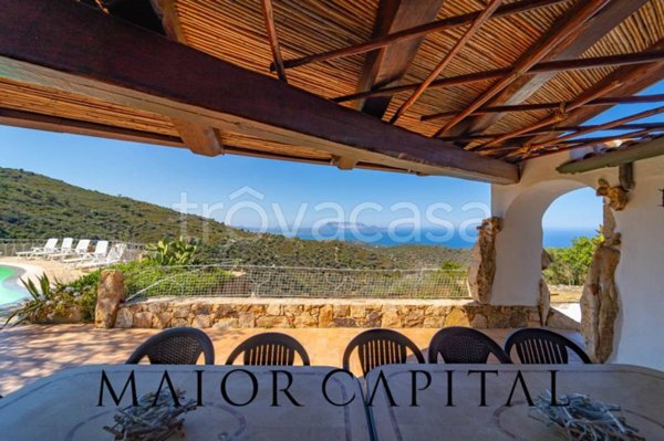 casa indipendente in vendita a Budoni in zona Luddui