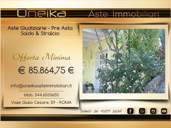 appartamento in vendita a Budoni in zona Malamorì