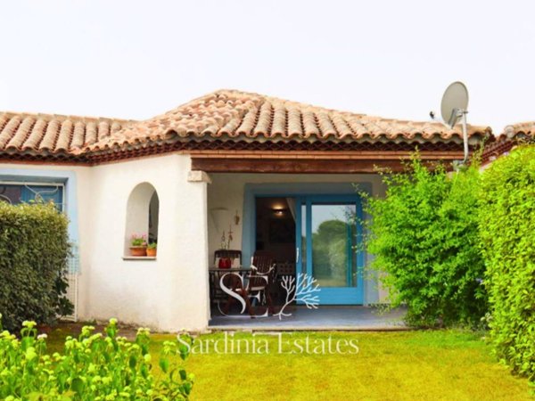 casa indipendente in vendita a Budoni in zona Agrustos