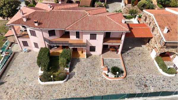appartamento in vendita a Budoni in zona Ottiolu