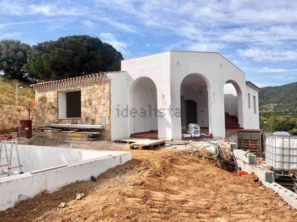 casa indipendente in vendita a Budoni in zona Baia Sant 'Anna