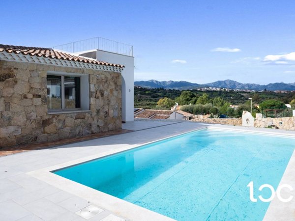 casa indipendente in vendita a Budoni in zona Budoni centro