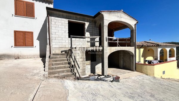 appartamento in vendita a Budoni in zona San Lorenzo