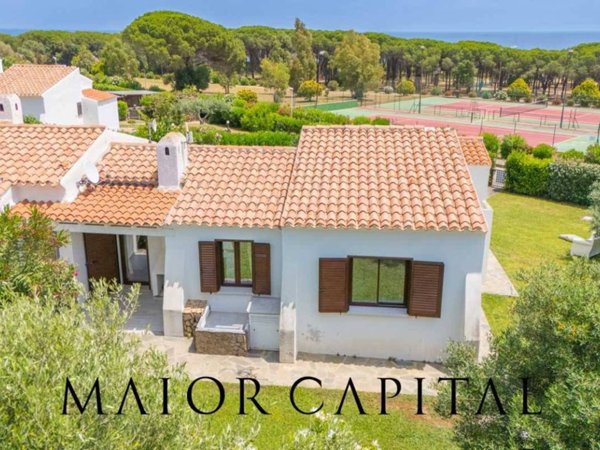 casa indipendente in vendita a Budoni in zona Baia Sant 'Anna