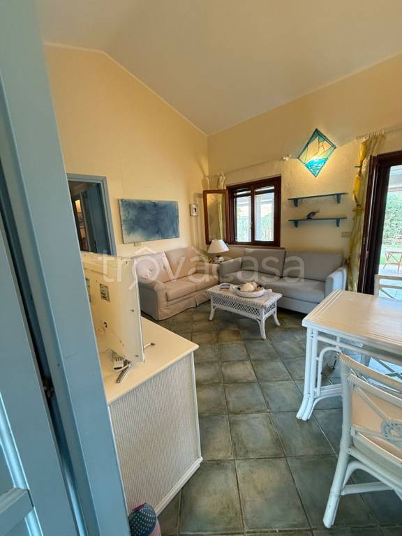 casa indipendente in vendita a Budoni in zona Ottiolu