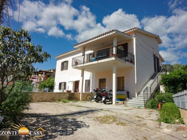 appartamento in vendita a Budoni in zona San Pietro