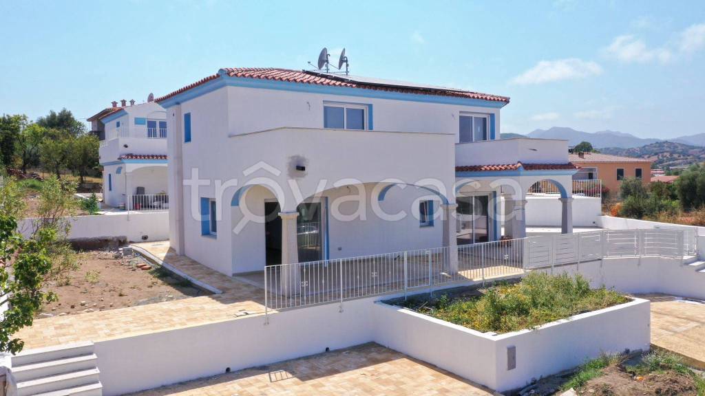 casa indipendente in vendita a Budoni