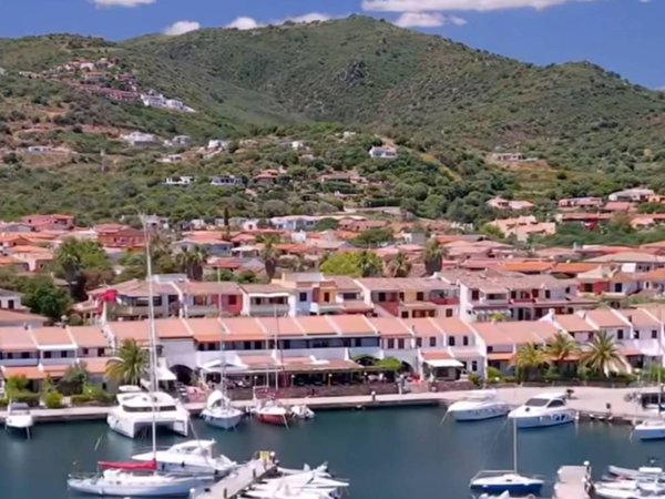 appartamento in vendita a Budoni in zona Ottiolu