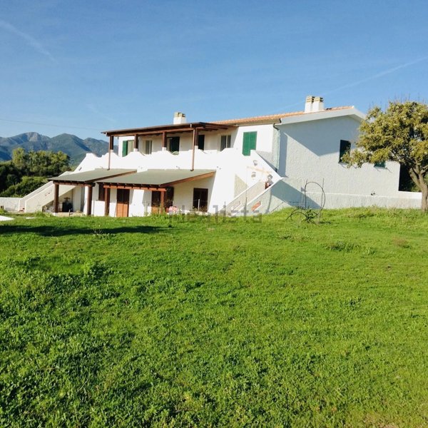 casa indipendente in vendita a Budoni in zona Ottiolu